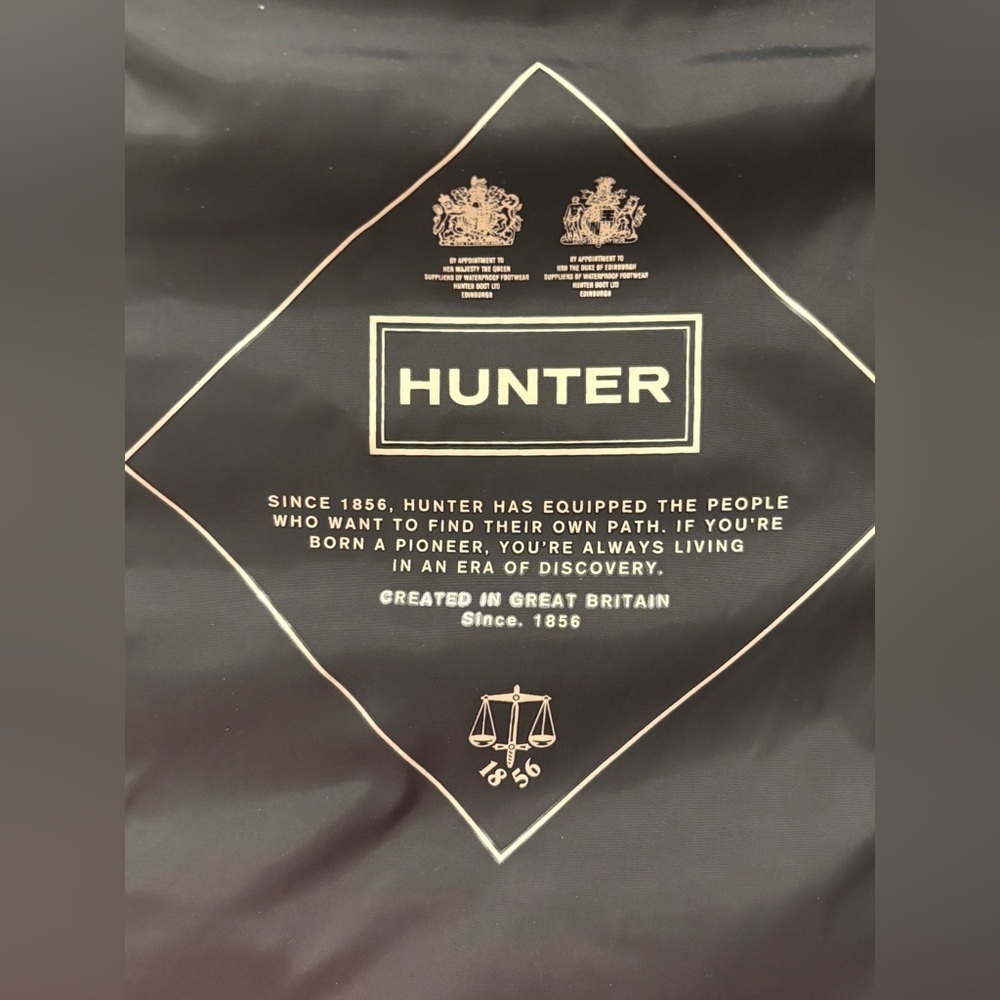 Hunter Vest - Picture 2 of 5
